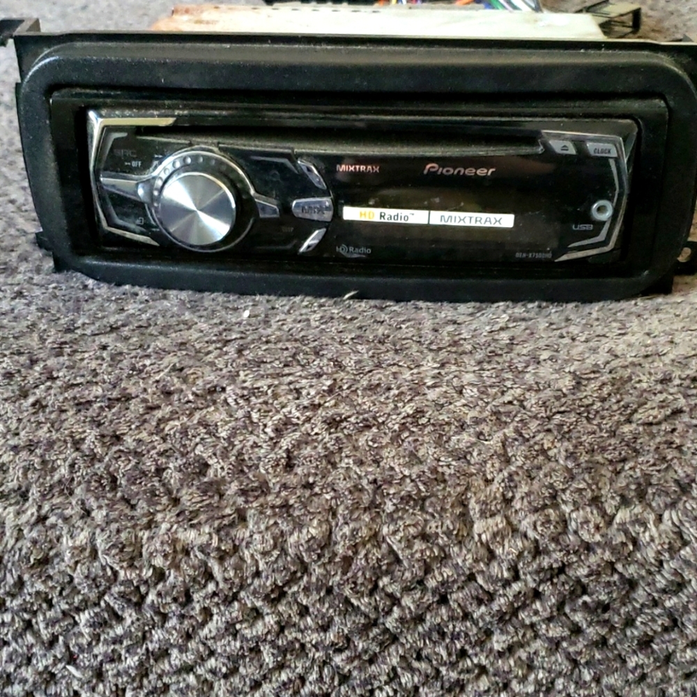 Pioneer car stereo
